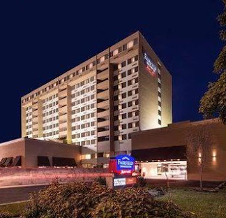 Fairfield by Marriott Inn & Suites Charlotte Uptown