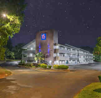 Motel 6 Charlotte Coliseum