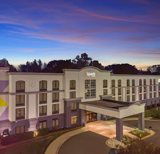 Spark by Hilton Charlotte Tyvola I-77